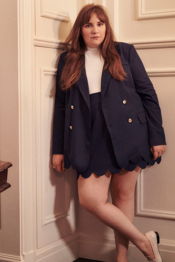 Lena Dunham'ın Kalıplardan Özgür Koleksiyonu