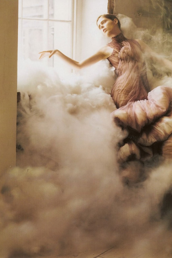 Fotoğraf: Tim Walker, Vogue UK
