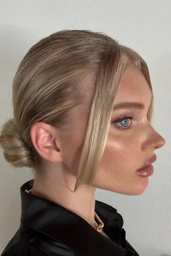 Gündüzden Geceye Elsa Hosk'tan İki Saç Önerisi Gündüzden Geceye Elsa Hosk'tan İki Saç Önerisi