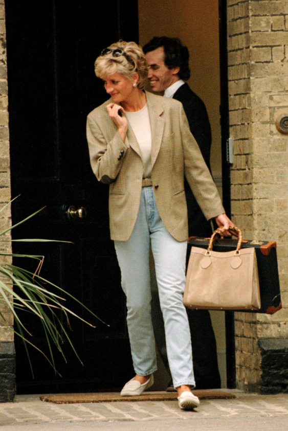 Gucci, Lady Diana’nın Favori Çantasını Yeniden Yorumladı Gucci, Lady Diana’nın Favori Çantasını Yeniden Yorumladı