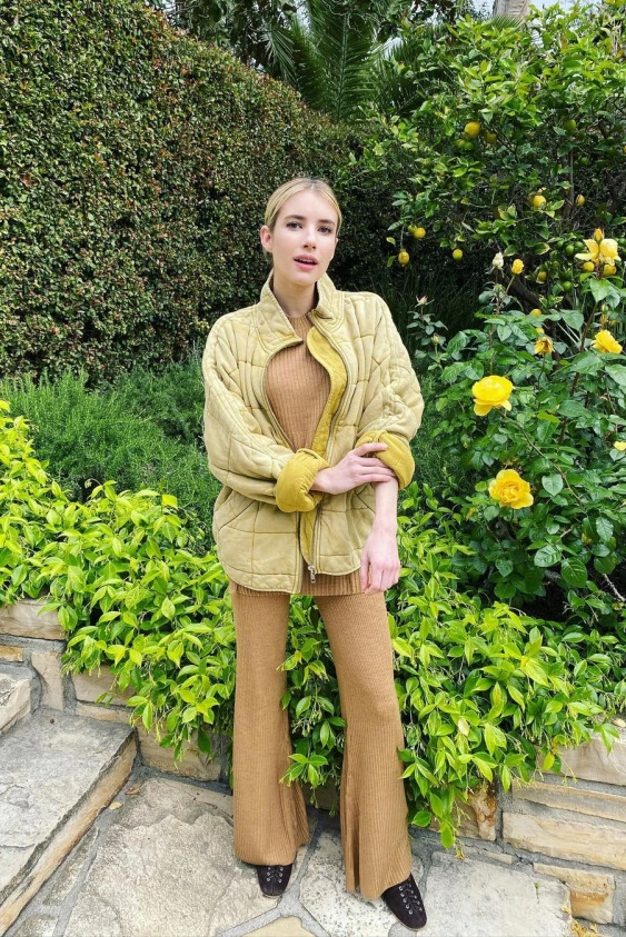 Emma Roberts, kapitone ceket