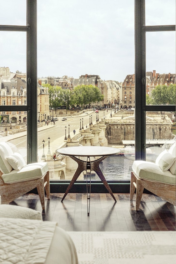 Cheval Blanc Paris