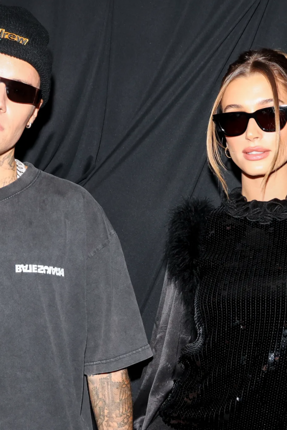 Justin Bieber ve Balenciaga Performansı: New York Geri Döndü