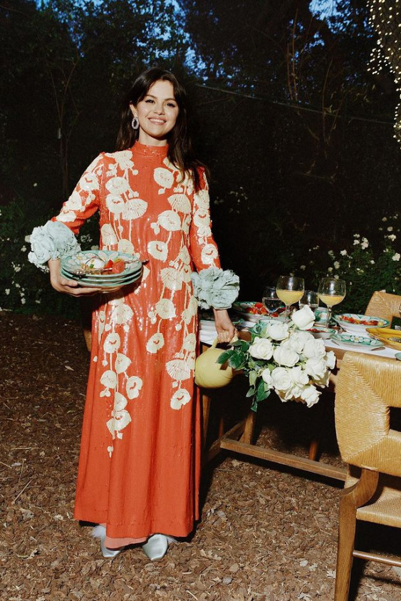 Ünlülerin Salata Tarifleri TikTok’ta Selena Gomez