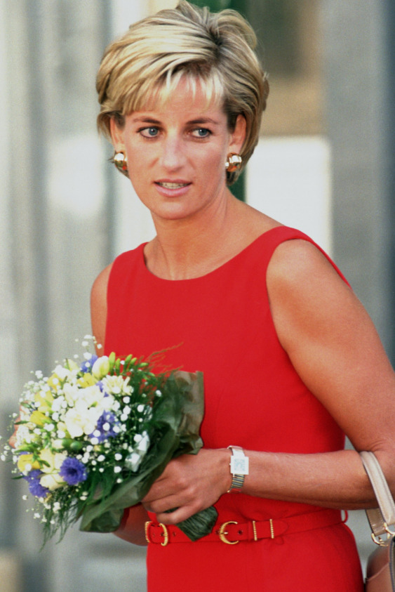 Lady Diana'nın İkonik Saç Evrimi Lady Diana'nın İkonik Saç Evrimi
