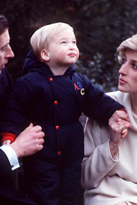 The Crown Prens William'ını Buldu