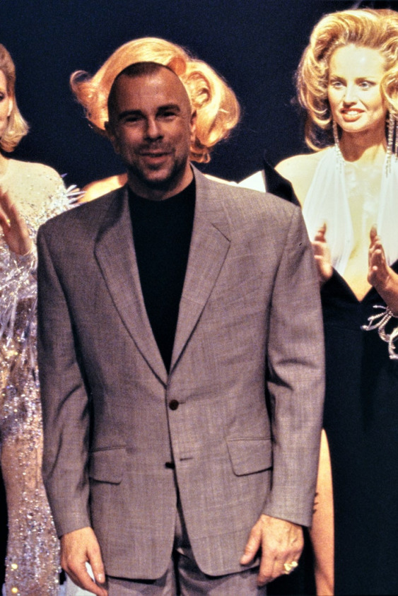 Fransız Tasarımcı Thierry Mugler'dan Üzücü Haber Thierry Mugler