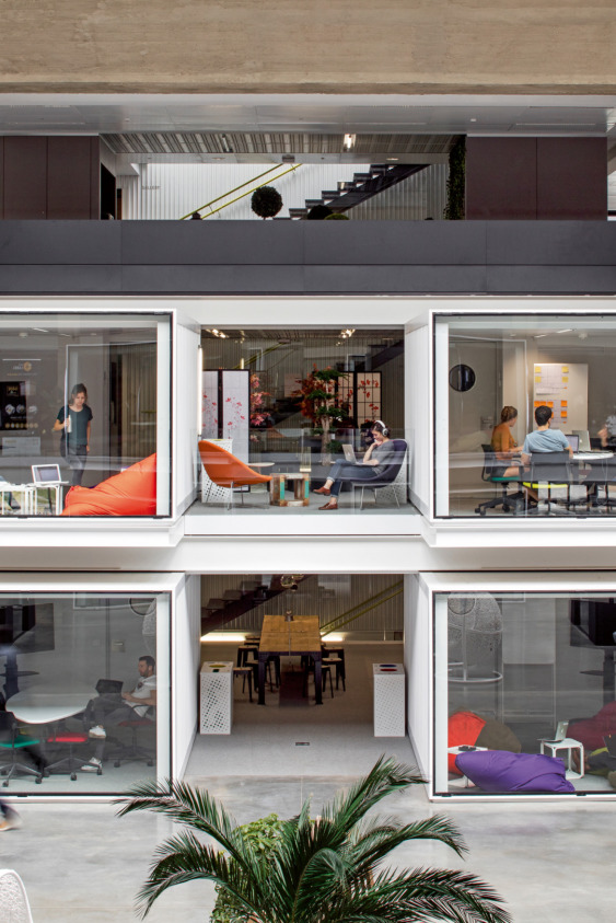 Station F'te Moda ile Teknoloji Bir Arada