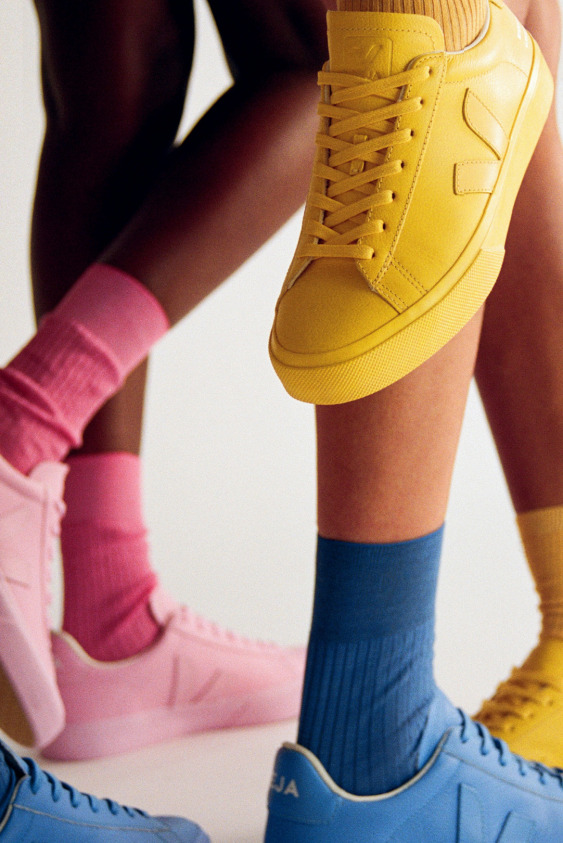 Mansur Gavriel, Veja