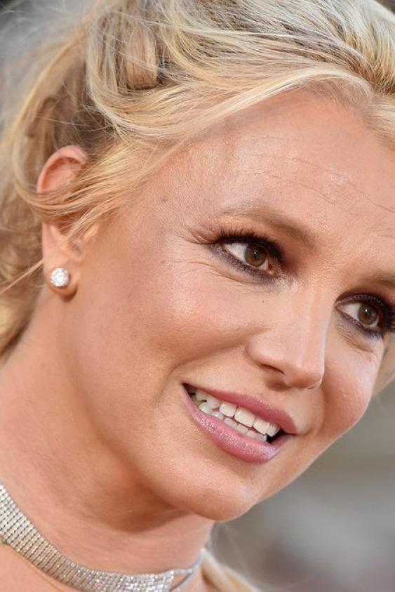 Britney Spears Hamile Olduğunu Açıkladı Britney Spears Hamile Olduğunu Açıkladı