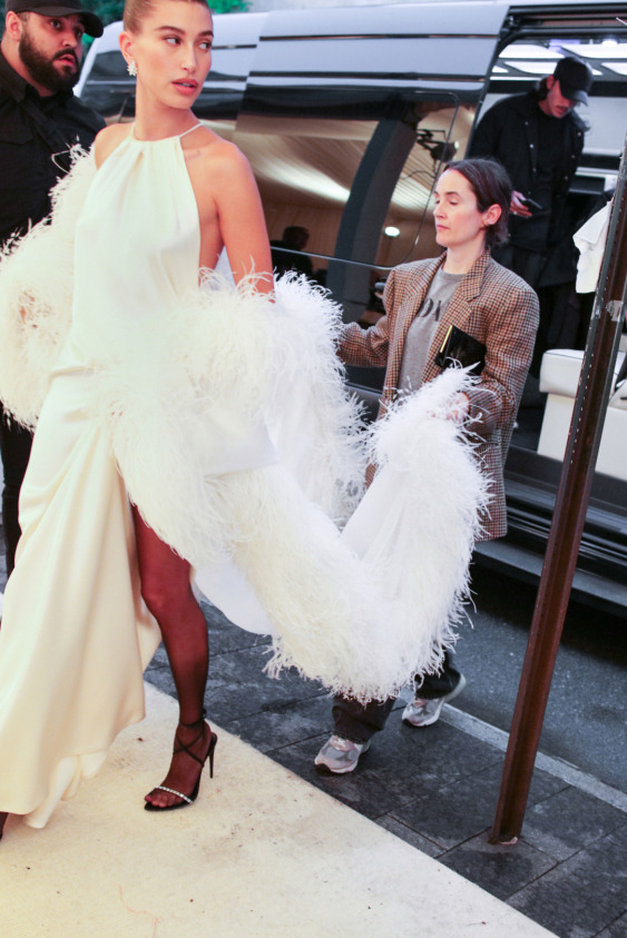 Hailey Bieber’ın Met Gala İhtişamı