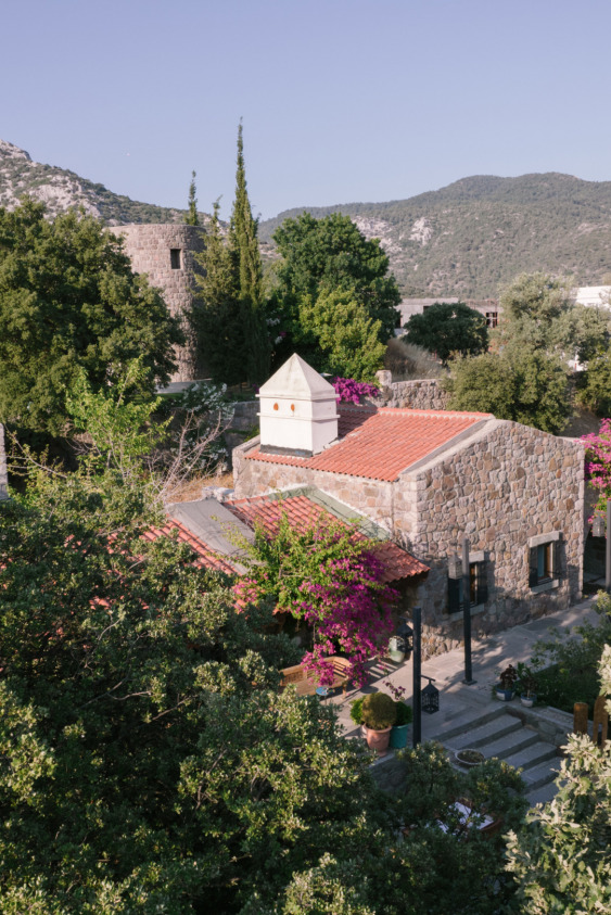 Saklı Bir Bahçe