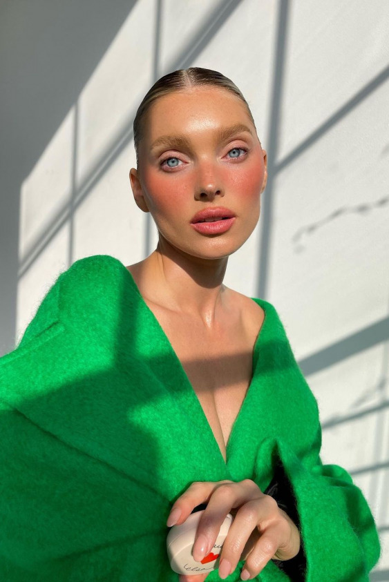 Elsa Hosk'un Makyaj Stilinden Neler Öğrendik? Elsa Hosk'un Makyaj Stilinden Neler Öğrendik?