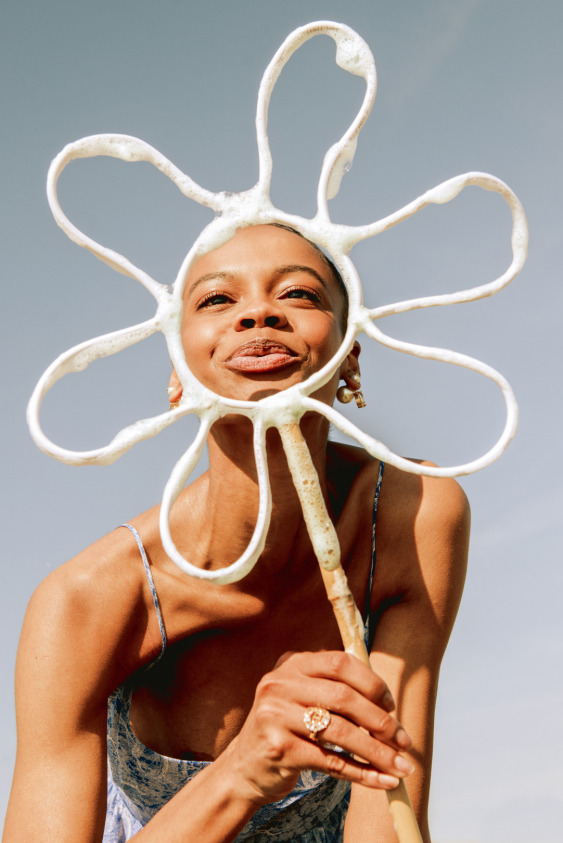 Özşefkatli Tüketim