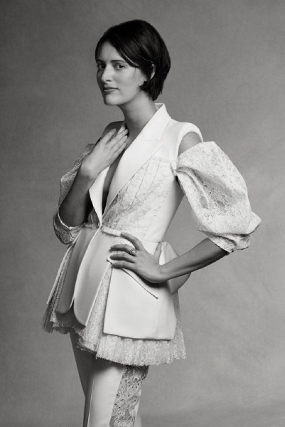 Yeni Bir Phoebe Waller-Bridge Yapımı İçin Geri Sayımı Başlatabiliriz