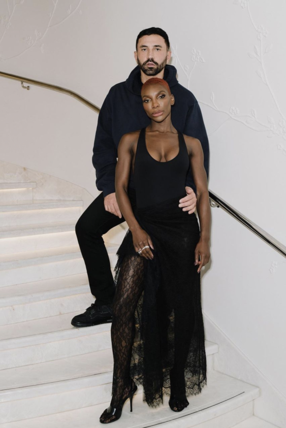 Riccardo Tisci Markasını Yeniden Lanse Ediyor