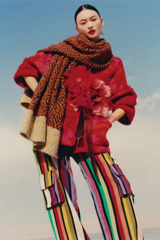 Fotoğraf: Eddie Wrey; Moda editörü: Poppy Kain