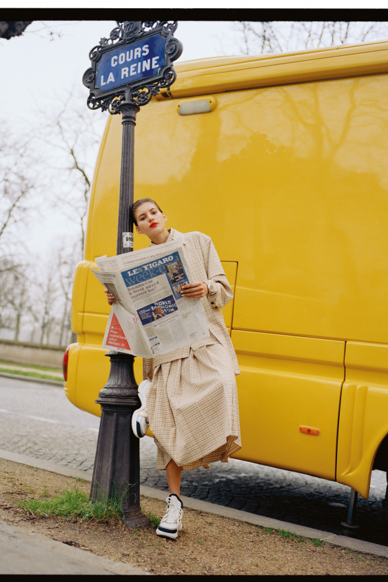 Yükte Hafif, Pahada Ağır: Sneaker