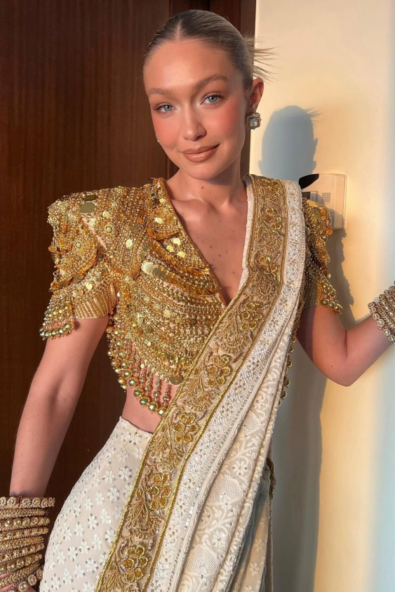 Gigi Hadid'in Bronz Tanrıça Güzelliği