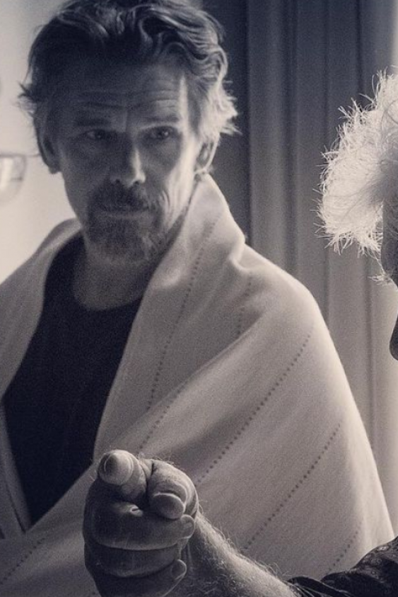 Pedro Almodovar'ın 'Strange Way of Life' Dünya Prömiyerini Cannes Film Festivali'nde Yapacak