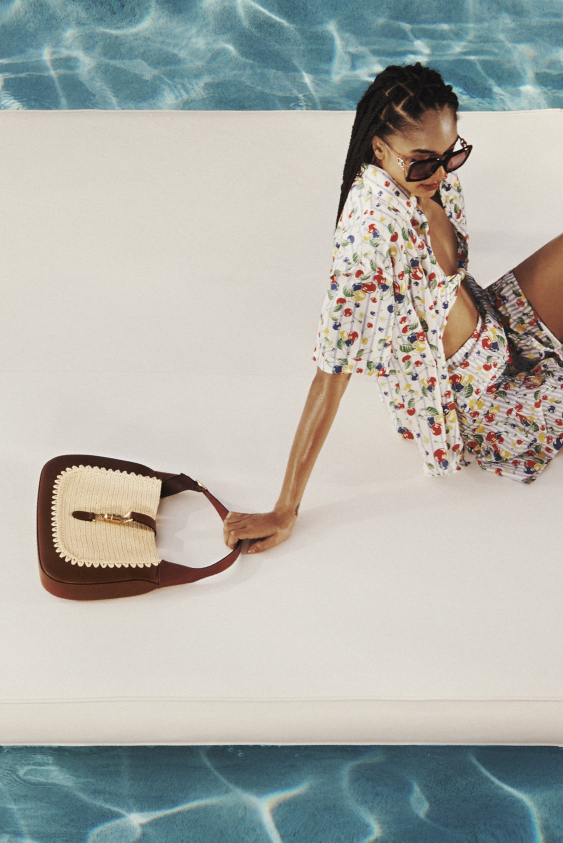 Gucci, yeni koleksiyonuyla yazı müjdeliyor