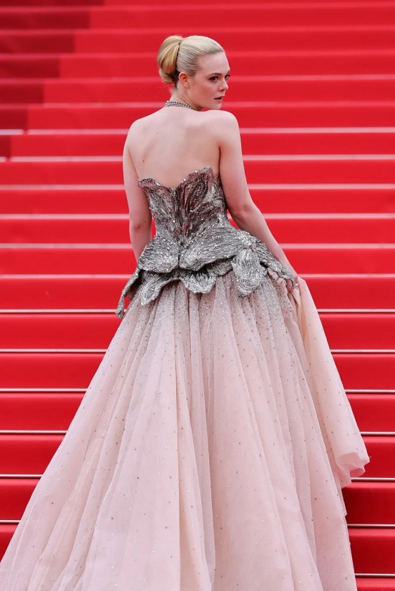2023 Cannes Film Festivali: Öne Çıkan Kırmızı Halı Görünümleri