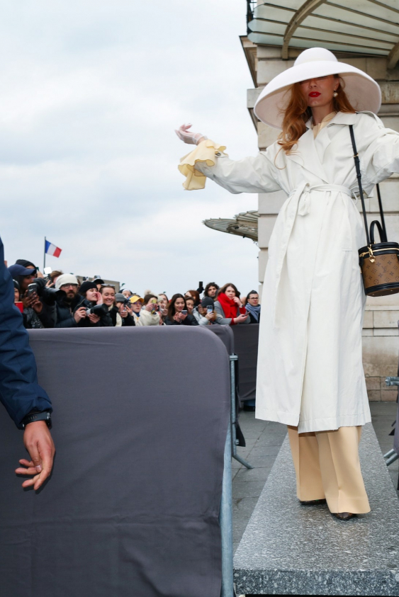 2024 İlkbahar/Yaz Paris Moda Haftası Programı Açıklandı