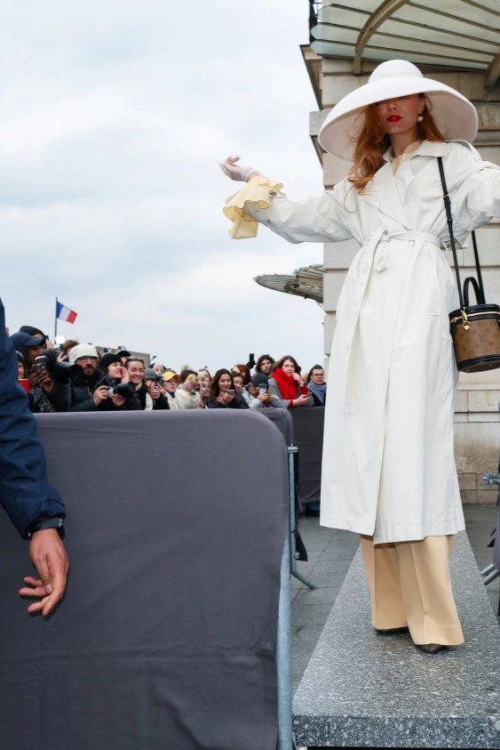 2024 İlkbahar/Yaz Paris Moda Haftası Programı Açıklandı