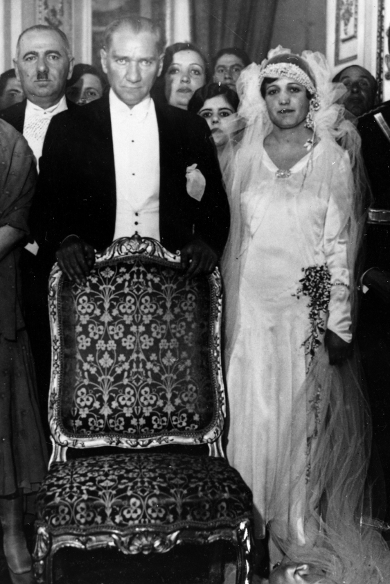 Türk modasının 100 yıllık serüveni: Gelenekten geleceğe