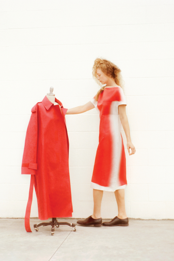 Yeni Bir Hayat: İkinci El Kıyafetler