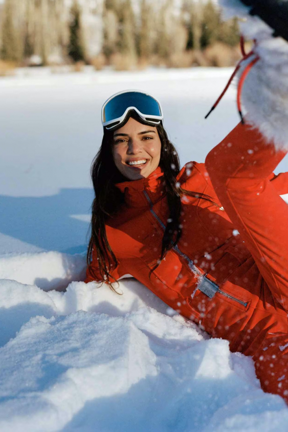 Loewe’in Lunar New Year Kapsül Koleksiyonu’ndan Jeremy Allen White’ın Kampanya Çekimlerine Haftanın Moda Haberleri