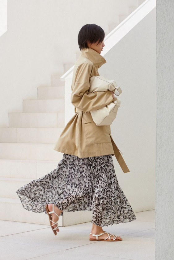 Louis Vuitton'un Yeni Marka Elçisinden Uniqlo'nun Clare Waight Keller ile İkinci Koleksiyonuna Haftanın Moda Haberleri