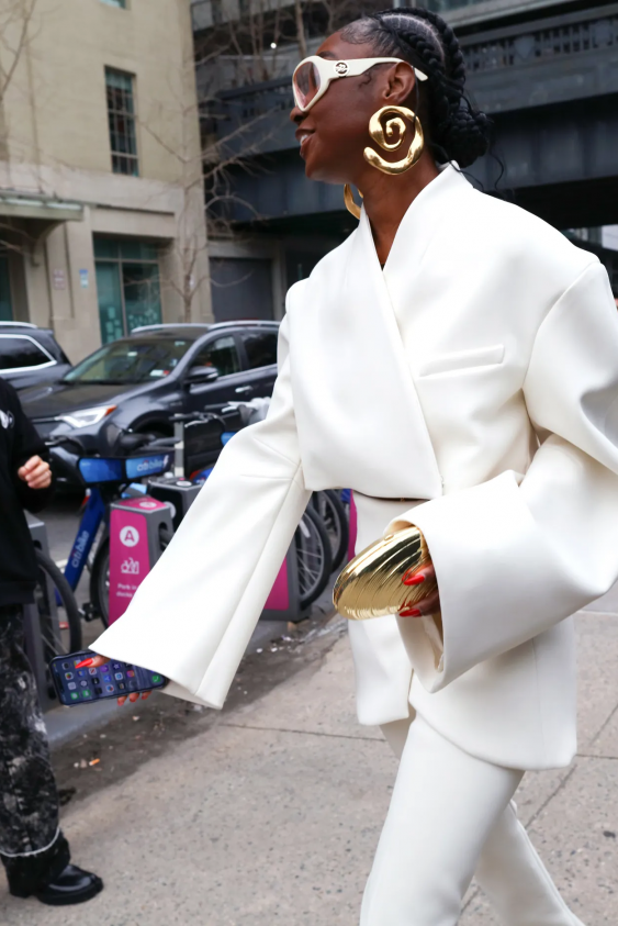 Sokak Stili: 2024-25 Sonbahar/Kış New York Moda Haftası