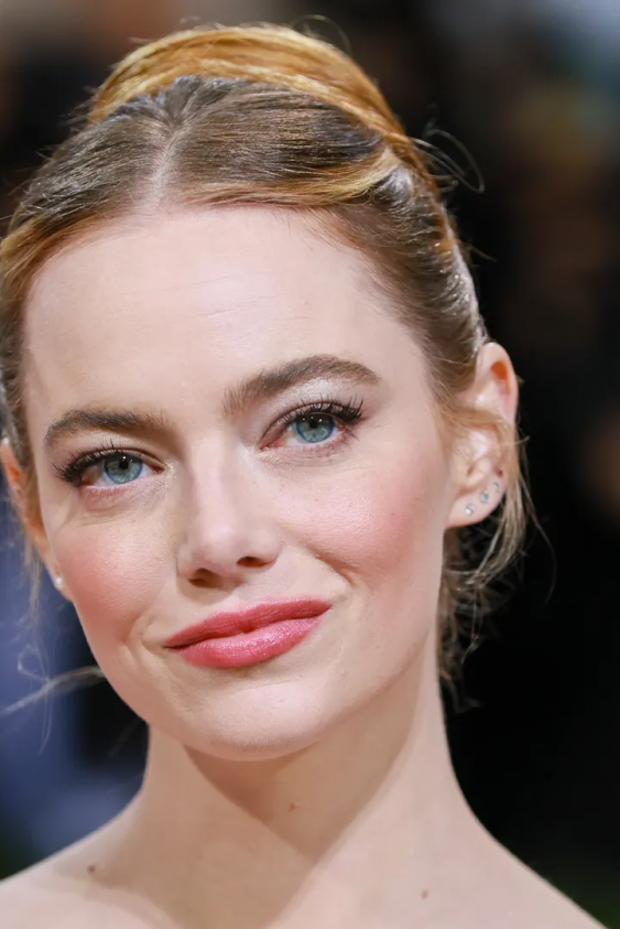 Yorgos Lanthimos, Emma Stone’un Başrolde Olduğu Yeni Filmini Duyurdu