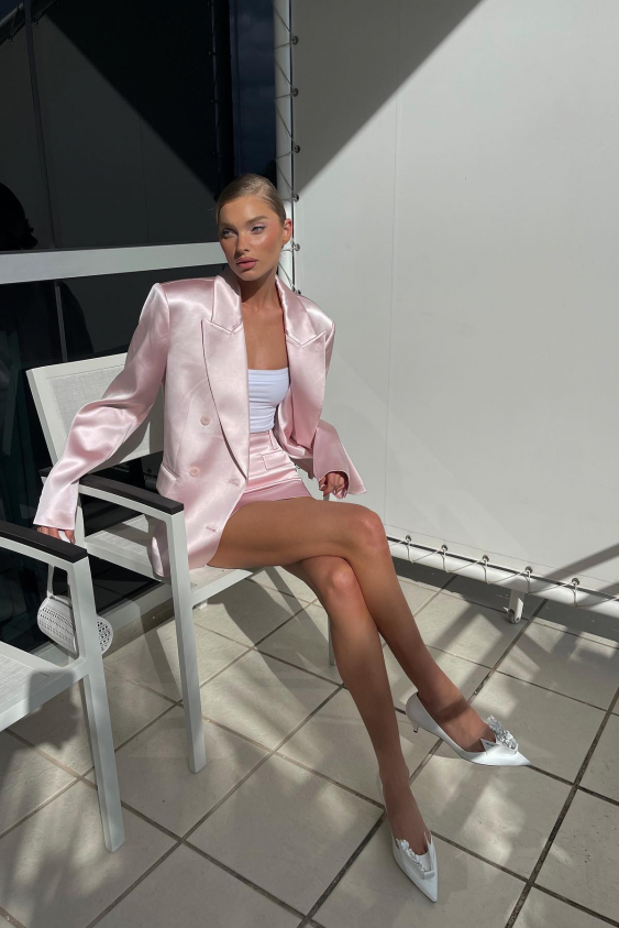 Bahar Stilinin Popüler Rengi: Sakura Pembesi Bahar Stilinin Popüler Rengi: Sakura Pembesi