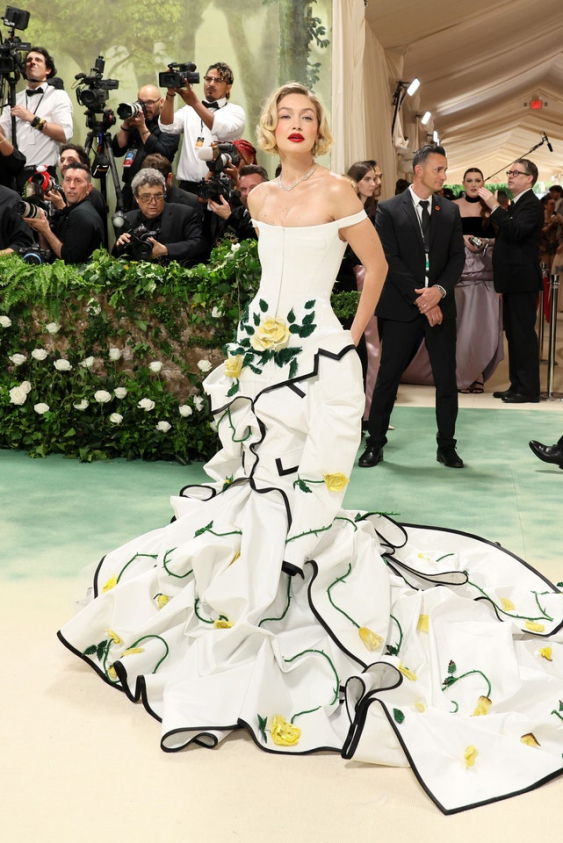 Gigi Hadid’in Met Gala 2024 Görünümünün Oluşturulması 13.500 Saatten Fazla Sürdü