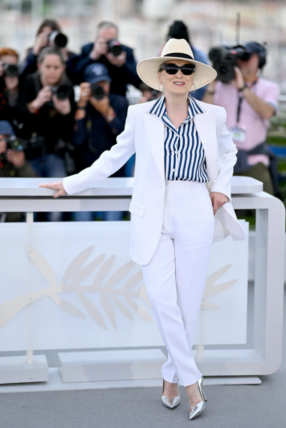 Bella Hadid'in Cannes Film Festivali Gardırobu