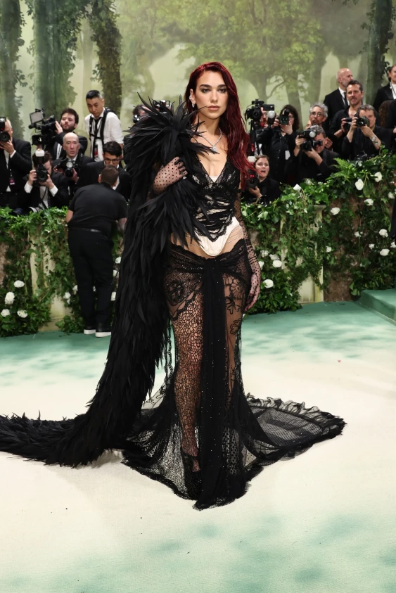 Dua Lipa Spotify Rekorunu Kırdı