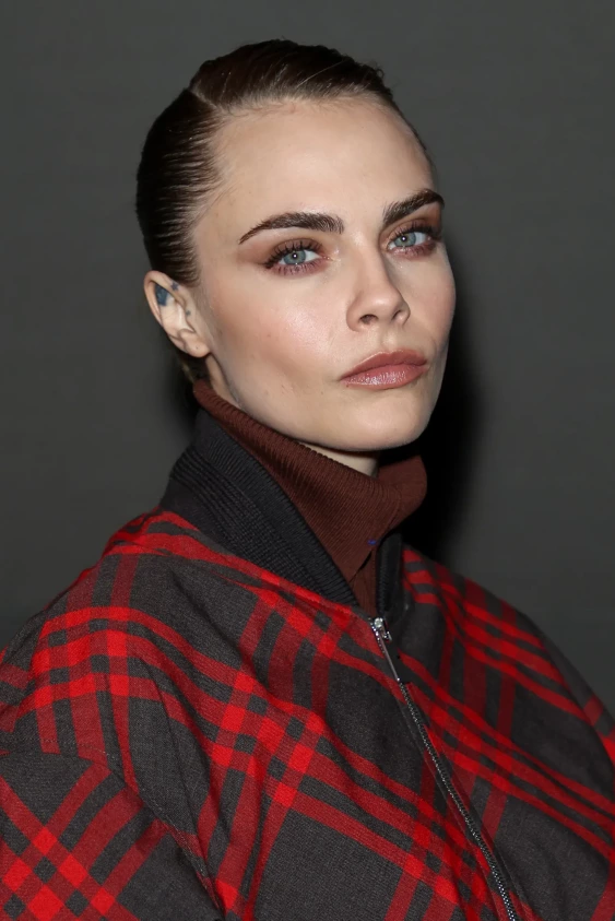 Cara Delevingne’in Ev Sahipliği Yaptığı Vogue World 2024: Paris Canlı Yayını Nasıl İzlenir?