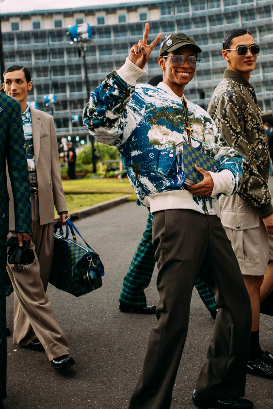 Paris Moda Haftasında Olimpiyat Heyecanı Var - 2025 İlkbahar/Yaz Erkek Defilelerinden Backstage Görüntüleri