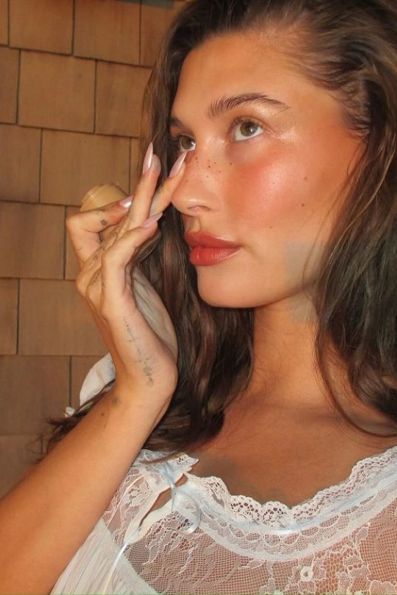 Yaz Günlerinin Favori Allık Trendi: Sunset Blush