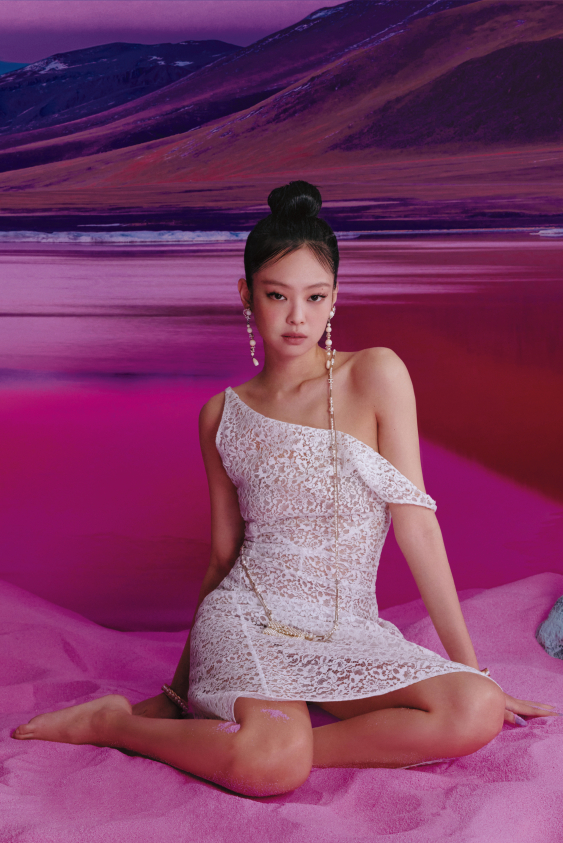 K-Pop Yıldızı Jennie Kim ile Vogue Özel