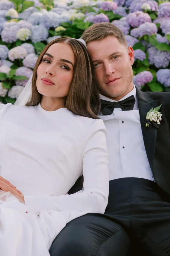 Olivia Culpo ile Christian McCaffrey’nin Klasik New England Düğününe Dair