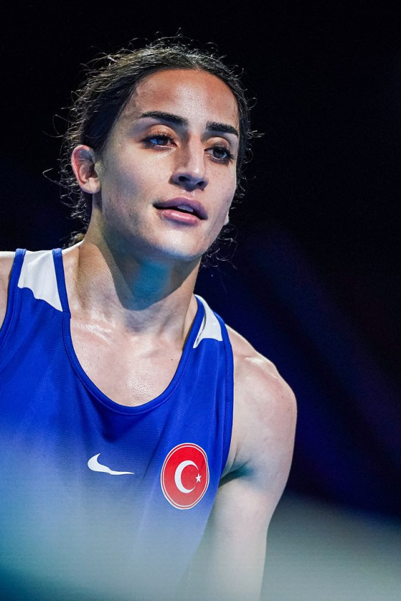 Milli Boksörümüz Gizem Özer: “Boks insanın hayatına anlam ve değer katan bir spor.”