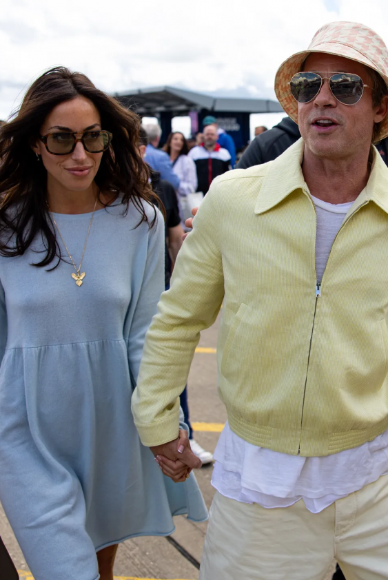 Brad Pitt’in Yeni Sevgilisi Inés de Ramón Kimdir? Brad Pitt’in Yeni Sevgilisi Inés de Ramón Kimdir?