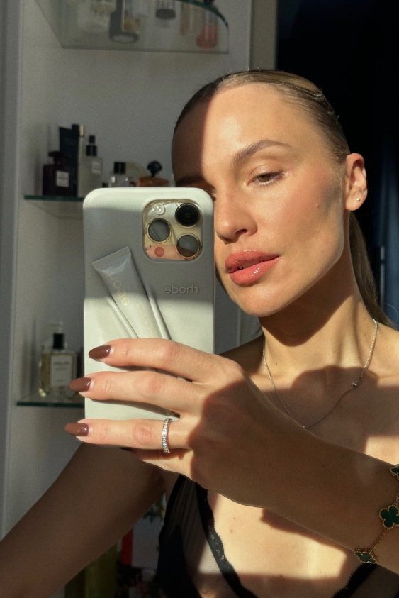 Viky Rader'dan Bregje Heinen'a Haftanın Güzellik Instagram'ları