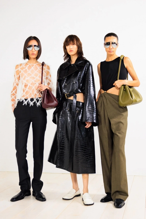 2025 Yılının Moda Haftaları Ajandası 2025 Yılının Moda Haftaları Ajandası