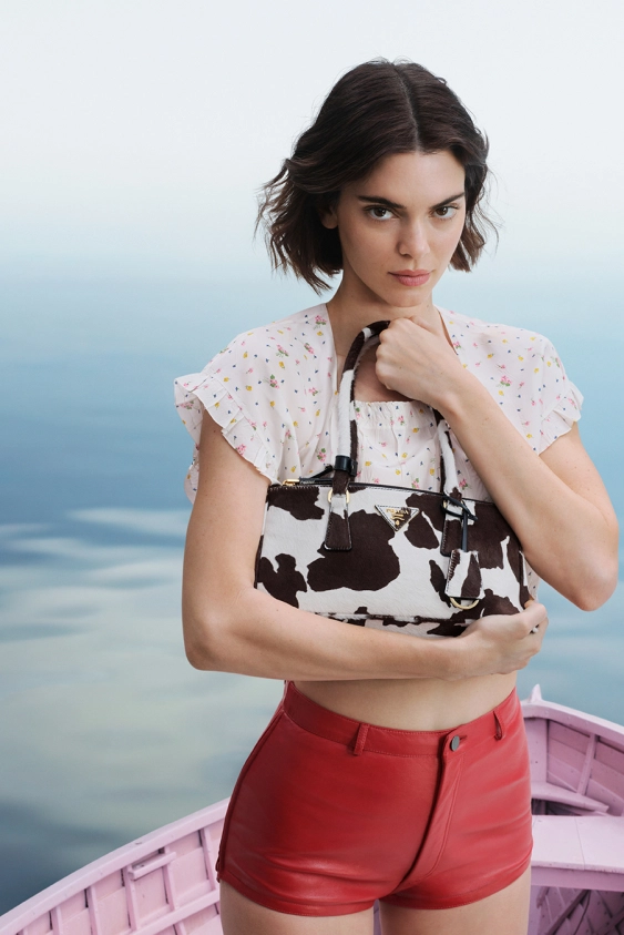 Prada’nın Yeni Koleksiyonundan Lacoste’un 5. Cadde’deki Mağazasına Haftanın Moda Haberleri