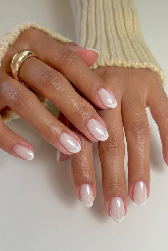 “Iced French” Manikür Trendi