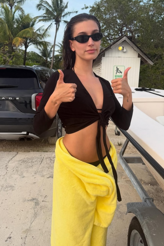 Yaz Boyunca Saçlarınızı Güneşin Zararlı Işınlarından Korumanın Yolları